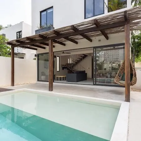 Jungle Chic 3 Bedroom Villa
